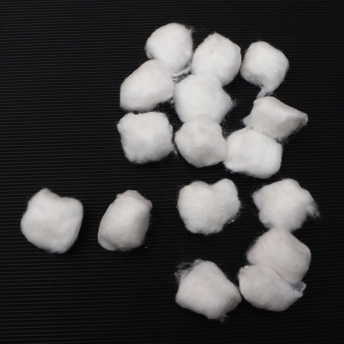 5 Packs of Pure Cotton Ball Makeup Remover Cotton Ball Face Cleaning Ball Absorbent Ball White (1 Pack for 100Pcs)